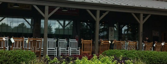 Cracker Barrel Old Country Store is one of kashew 님이 좋아한 장소.