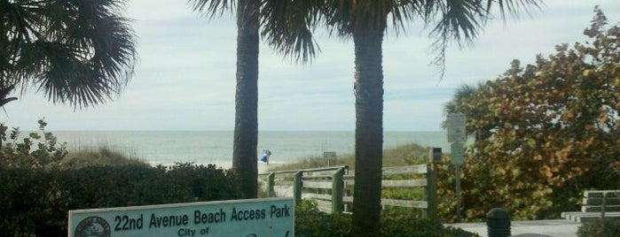 Indian Rocks Beach 22nd Ave Beach Access is one of Kimmieさんの保存済みスポット.