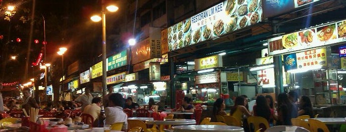 Jalan Alor is one of Kuala Lumpur Visitor Attraction.