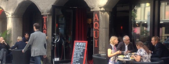 Aqui Tapas & Bar is one of Guro'nun Kaydettiği Mekanlar.