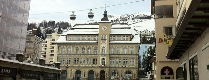 Sankt Moritz is one of Traversata delle Alpi.