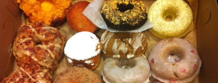 fōnuts is one of Coffee and Donuts (or fonuts, or pastries, or...).