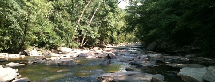 Chattahoochee River NRA - Sope Creek is one of Adanさんのお気に入りスポット.