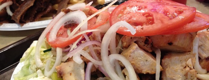 Oakland Gyros is one of Lugares favoritos de Shyloh.