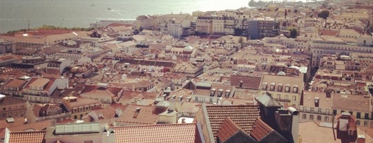 상조르즈 성 is one of Lisbon to-do list.