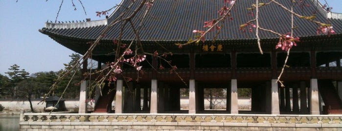 Кёнбоккун is one of For Seoul trip.