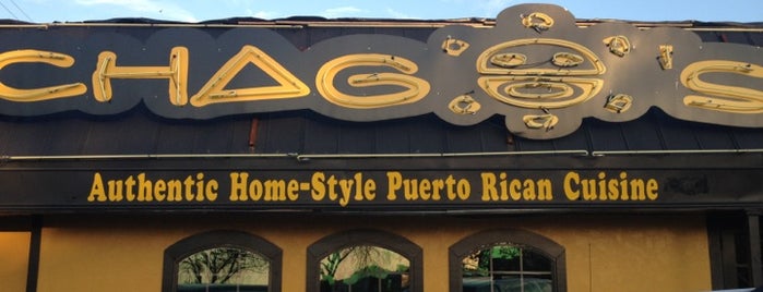Chago's Caribbean Cuisine is one of สถานที่ที่บันทึกไว้ของ Anthony.