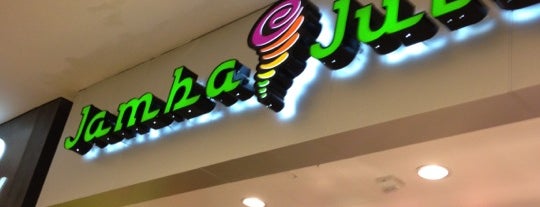 Jamba Juice is one of สถานที่ที่ Joe ถูกใจ.