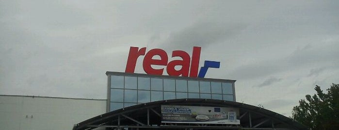 mein real is one of Lieux qui ont plu à Alexander.