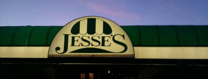 Jesse's Steak & Seafood is one of Locais salvos de Kimmie.