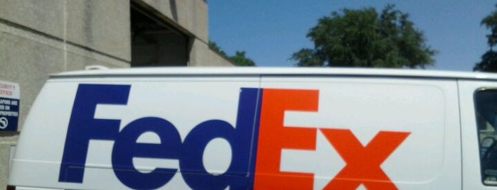 FedEx Ship Center is one of my places.