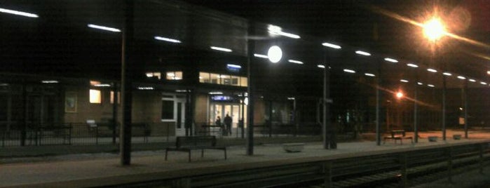 Gyoma vasútállomás is one of Pályaudvarok, vasútállomások (Train Stations).