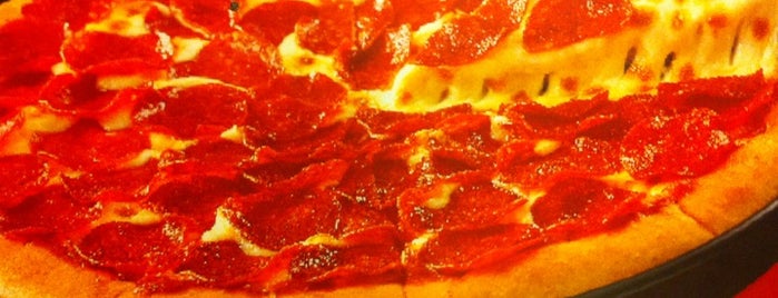 Pizza Hut is one of Posti che sono piaciuti a Aluisio.