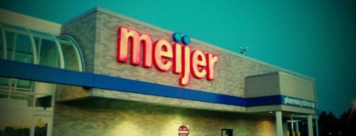 Meijer is one of สถานที่ที่ Kat ถูกใจ.