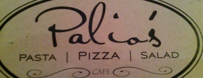 Palios Pizza Cafe is one of สถานที่ที่ Mike ถูกใจ.