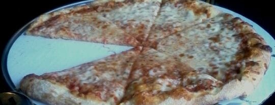 Straight Outta New York Pizzeria is one of Must-visit Food in Chadron.