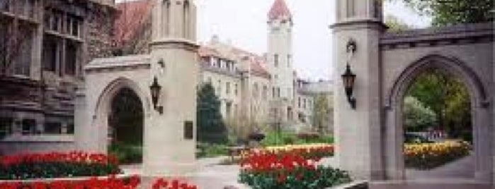 Indiana University Bloomington is one of Lieux qui ont plu à John.