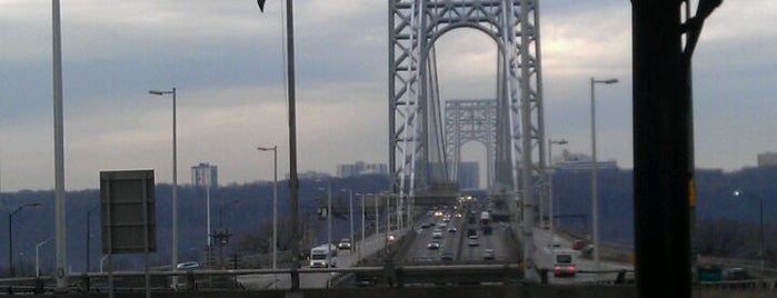 George Washington Bridge Bus Station is one of Places With Mostly Bad Reviews.