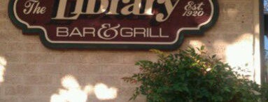 Library Bar & Grill is one of Posti che sono piaciuti a Danny.