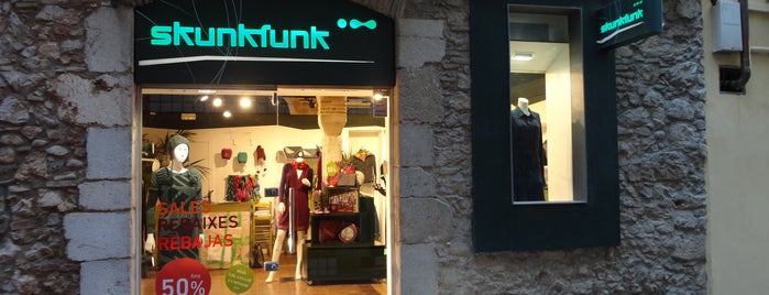 Skunkfunk Store Figueres is one of Skunkfunk Stores.