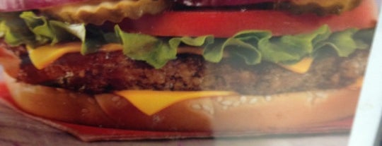 McDonald's is one of Karinaさんの保存済みスポット.