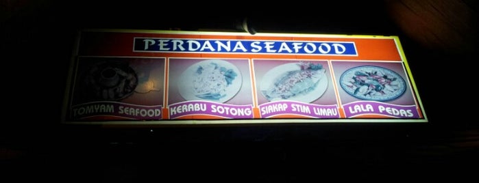 Restoran Perdana Seafood is one of Makan-makan @ BTHO.