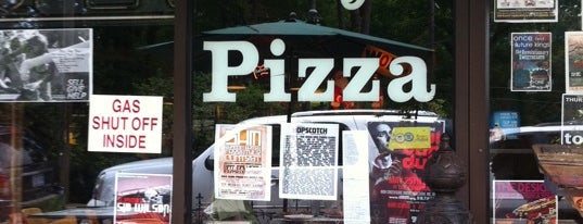 Lilly's Pizza is one of Raleigh to-do list.