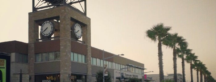 Pearland Town Center is one of Ashley’s Liked Places.