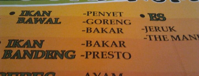 Saung Pak Kumis is one of Favorite Food.
