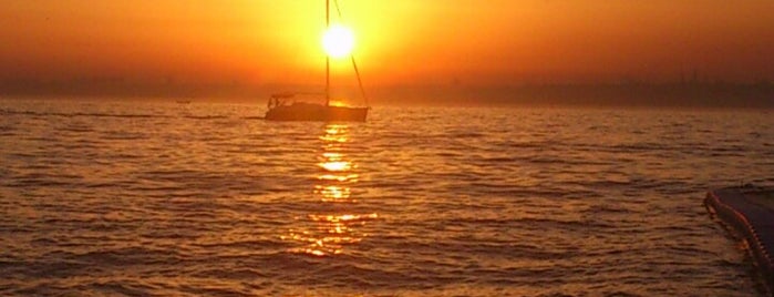İstanbul Yelken Kulübü is one of İstanbul.