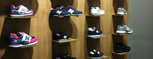 New Balance is one of Lugares favoritos de K G.