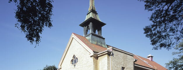Kulosaaren kirkko is one of Kirkot Helsingissä.