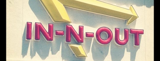 In-N-Out Burger is one of Marianna 님이 좋아한 장소.
