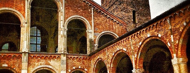 Basilica di Sant'Ambrogio is one of 101Cose da fare a Milano almeno 1 volta nella vita.