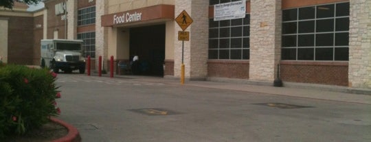Walmart Supercenter is one of Tempat yang Disukai Amanda🌹.