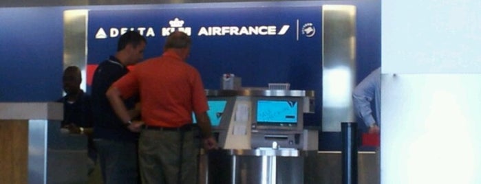 Delta Air Lines Ticket Counter is one of Official Delta Stuff.