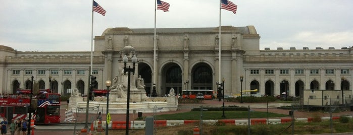 Union Station Bus Terminal is one of Nicole’s Liked Places.