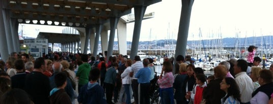 Estación Marítima de Cangas is one of Locais curtidos por Mario.