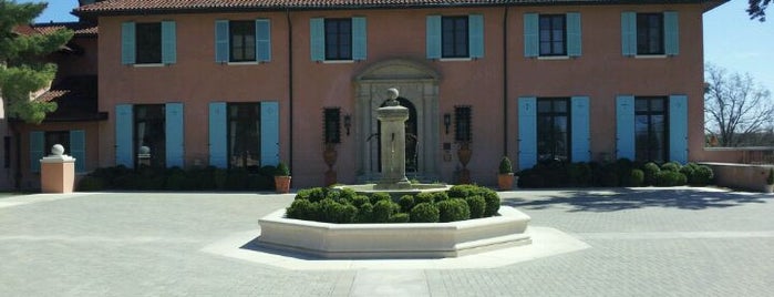 Glenmere Mansion is one of Orte, die Athena gefallen.