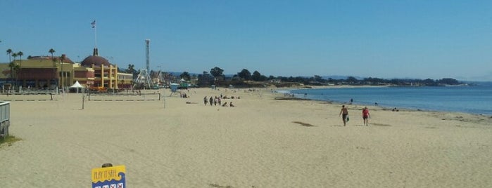 Santa Cruz Main Beach is one of Santa Cruz Spots.