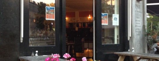 Bar Restaurant 1900 is one of Amsterdamse avonturen..