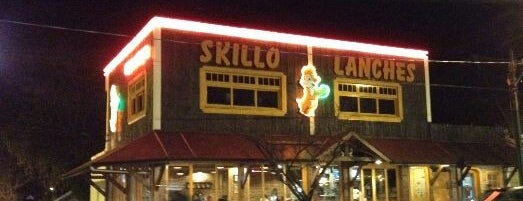 Skillo Lanches is one of Tempat yang Disukai George.