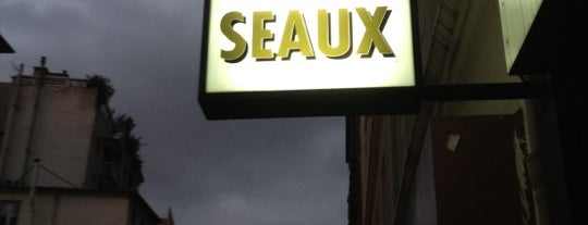 Les 3 Seaux is one of Paris.