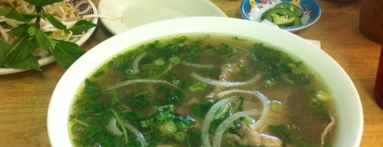 Pho Bang is one of Scottさんのお気に入りスポット.