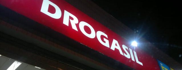 Drogasil is one of Clientes.