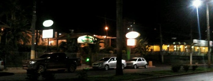 Arvoredo Restaurante is one of Tempat yang Disukai Thiago.