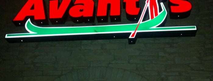 Avanti's Italian Restaurant - North Peoria is one of jiresell : понравившиеся места.