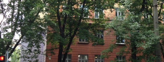 Школа #14 is one of Gespeicherte Orte von Alyonka.