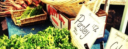 Mountain View Farmers' Market is one of Places To Try in SF + The Peninsula.