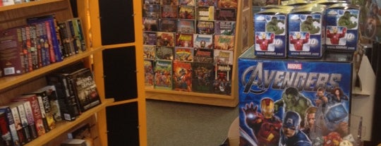 Chimera's Comics is one of สถานที่ที่ Rick E ถูกใจ.